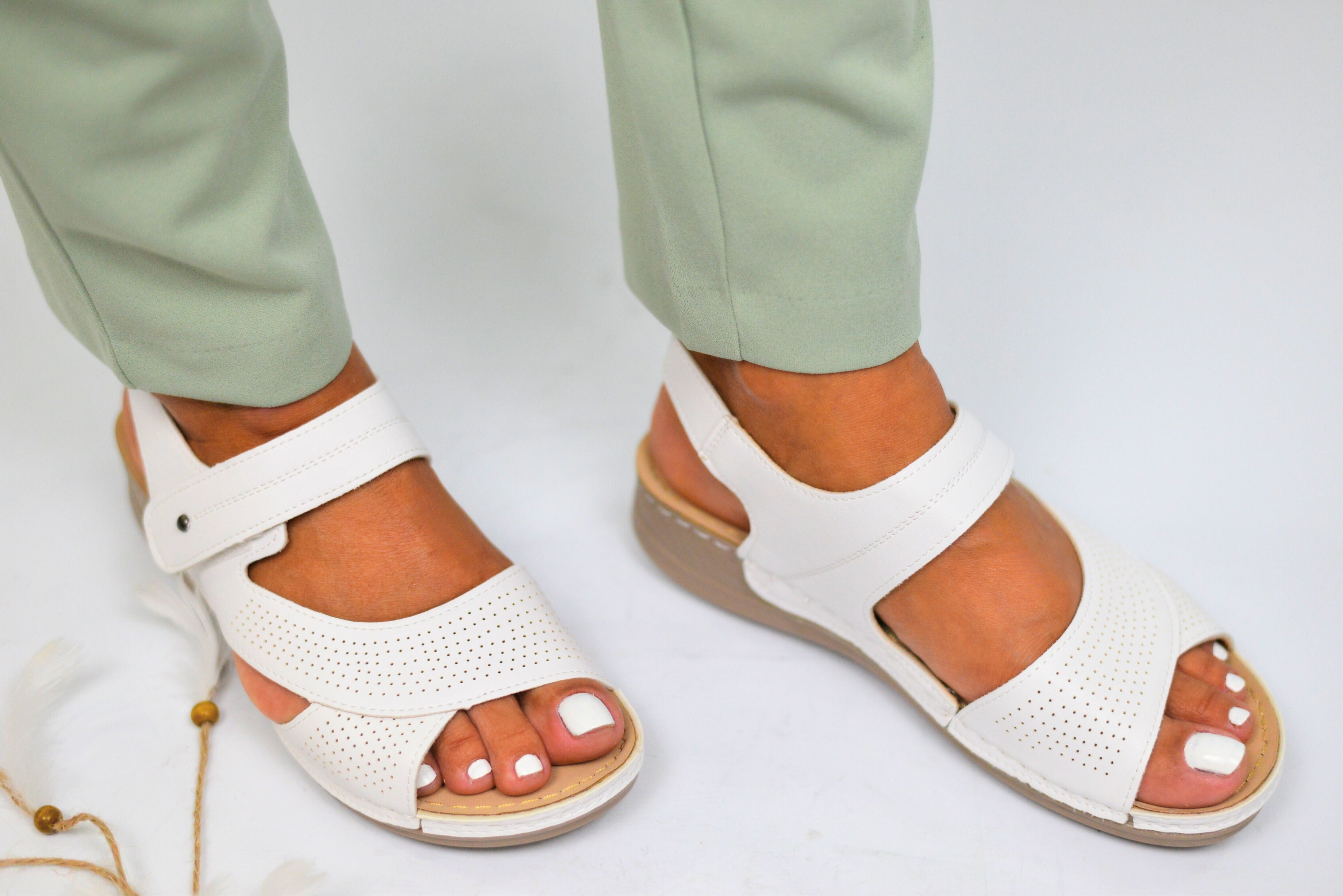 Women's Sandals With Low Sole Ginger White Made Of Ecological Leather