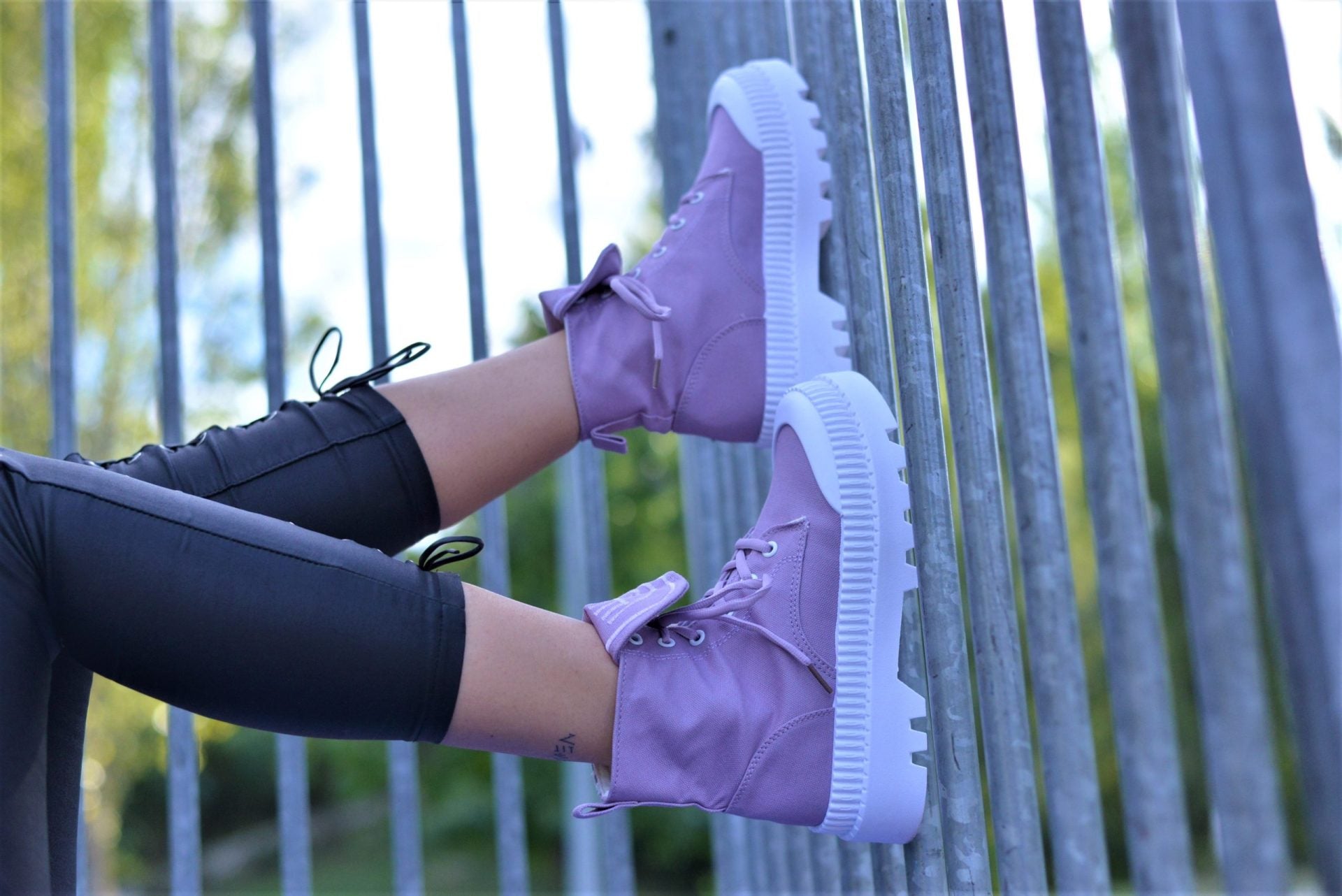 Women Violet Brenda High-Top Sneakers Made of Textile Material